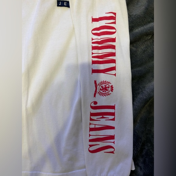 Vintage White Tommy Hilfiger Flag Long Sleeve Tee - Picture 3 of 5